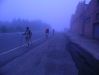 Martha Bruno und Helmut im Nebel aus Ponferrada.jpg